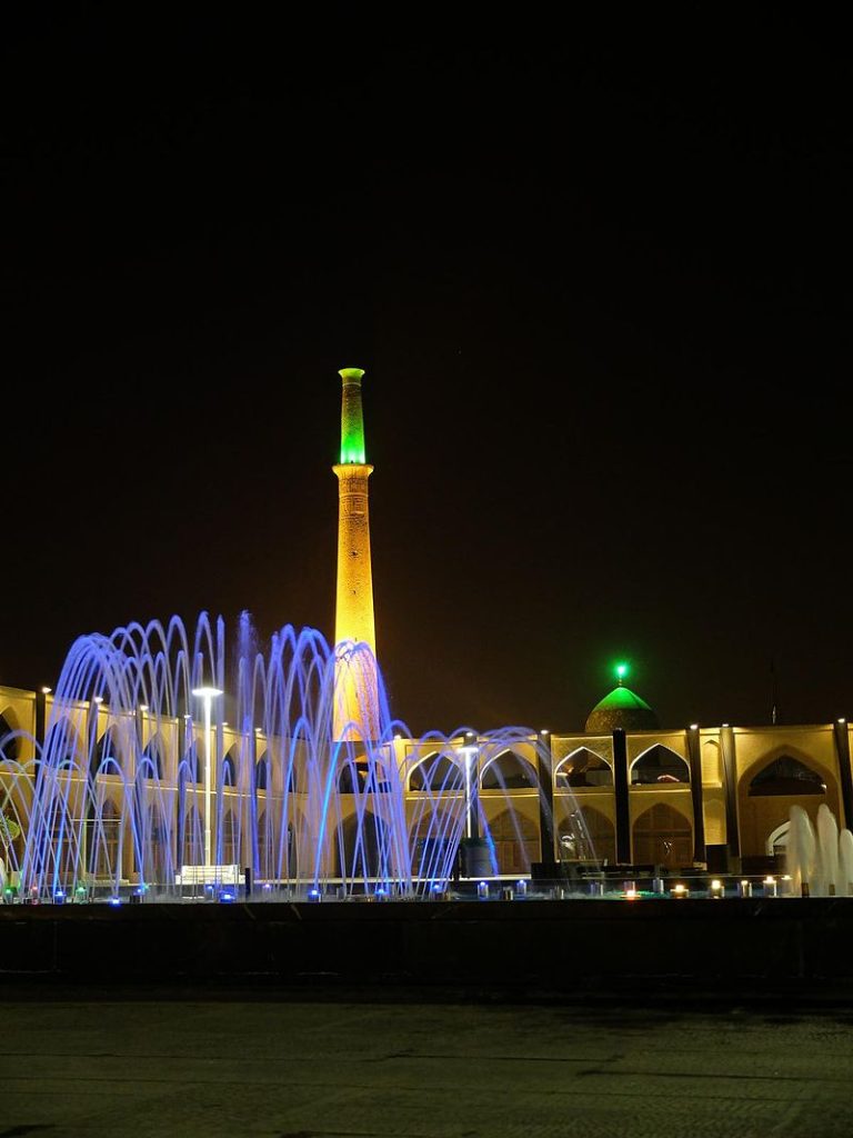 میدان عتیق اصفهان